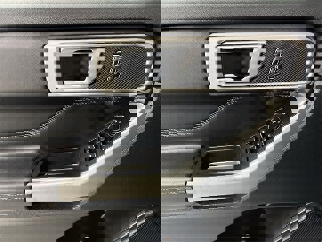 Certified 2023 Ford Explorer XLT w/ Equipment Group 202A image 5