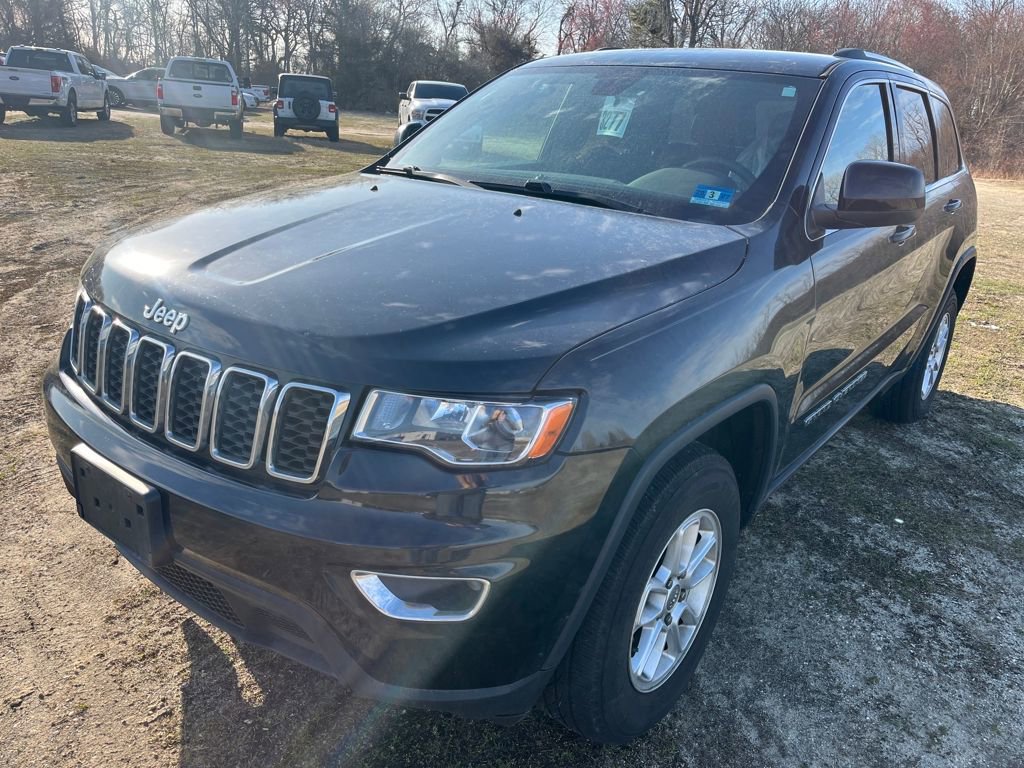 Used 2018 Jeep Grand Cherokee Laredo AWD/4WD image 5