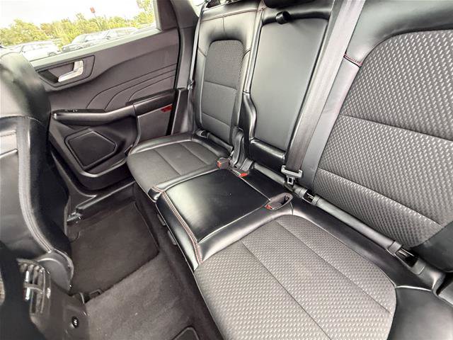 Certified 2025 Ford Escape ST-Line Select AWD/4WD image 21