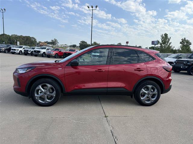 Certified 2026 Ford Escape ST-Line w/ Cold Weather Package AWD/4WD image 5