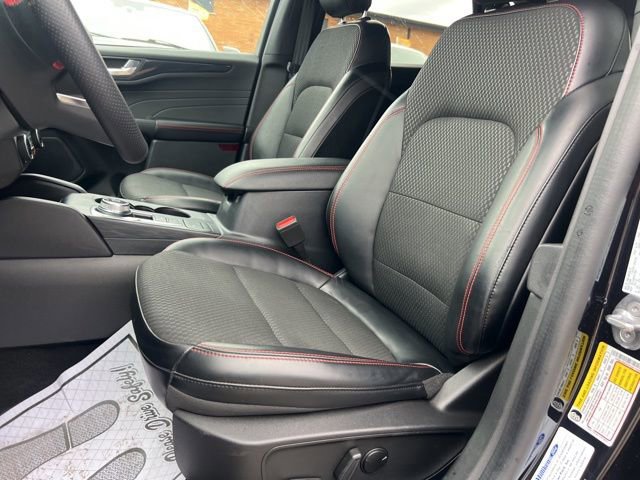 Certified 2023 Ford Escape ST-Line Select image 18