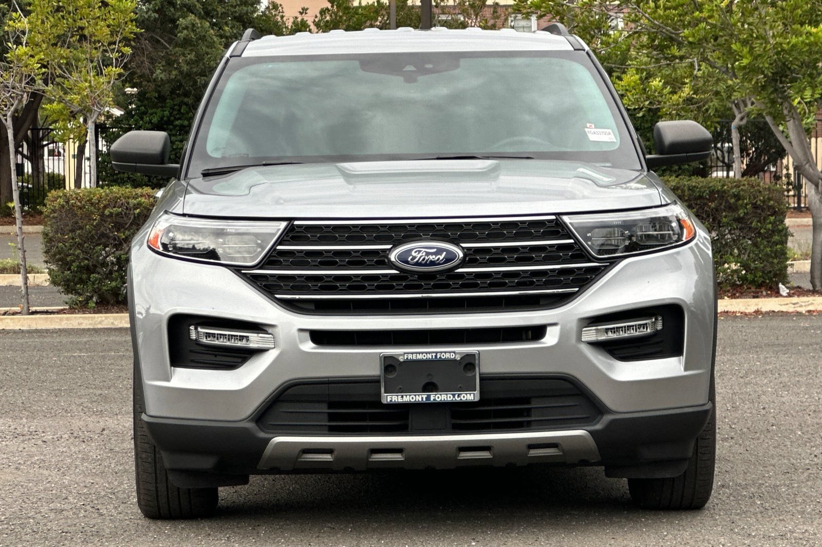 Certified 2024 Ford Explorer XLT w/ Equipment Group 202A AWD/4WD image 9