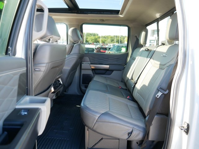 Certified 2025 Ford F450 Platinum w/ Platinum Plus Package AWD/4WD image 14