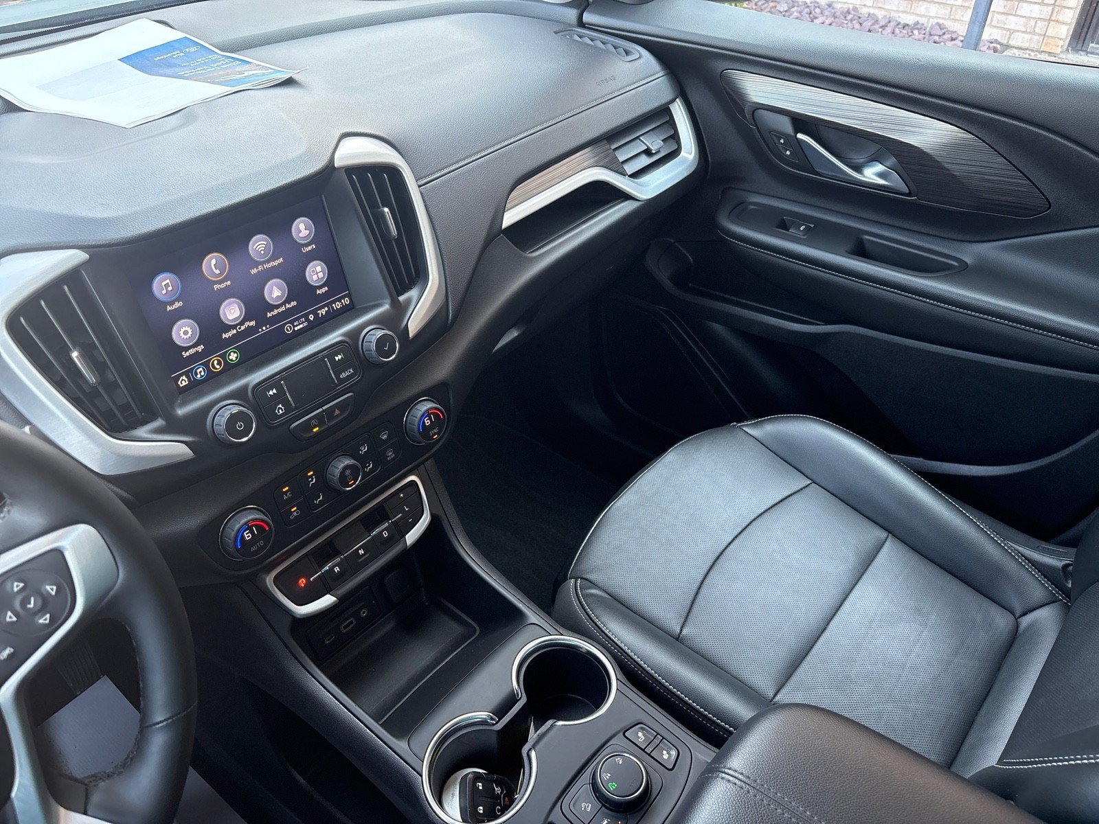 Used 2024 GMC Terrain SLT AWD/4WD image 16