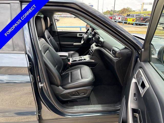 Certified 2023 Ford Explorer XLT w/ Equipment Group 202A AWD/4WD image 15