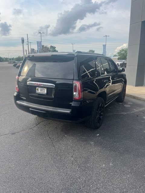 Used 2019 GMC Yukon Denali w/ Denali Ultimate Package AWD/4WD image 2