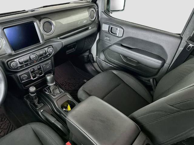 Used 2022 Jeep Gladiator Overland AWD/4WD image 11