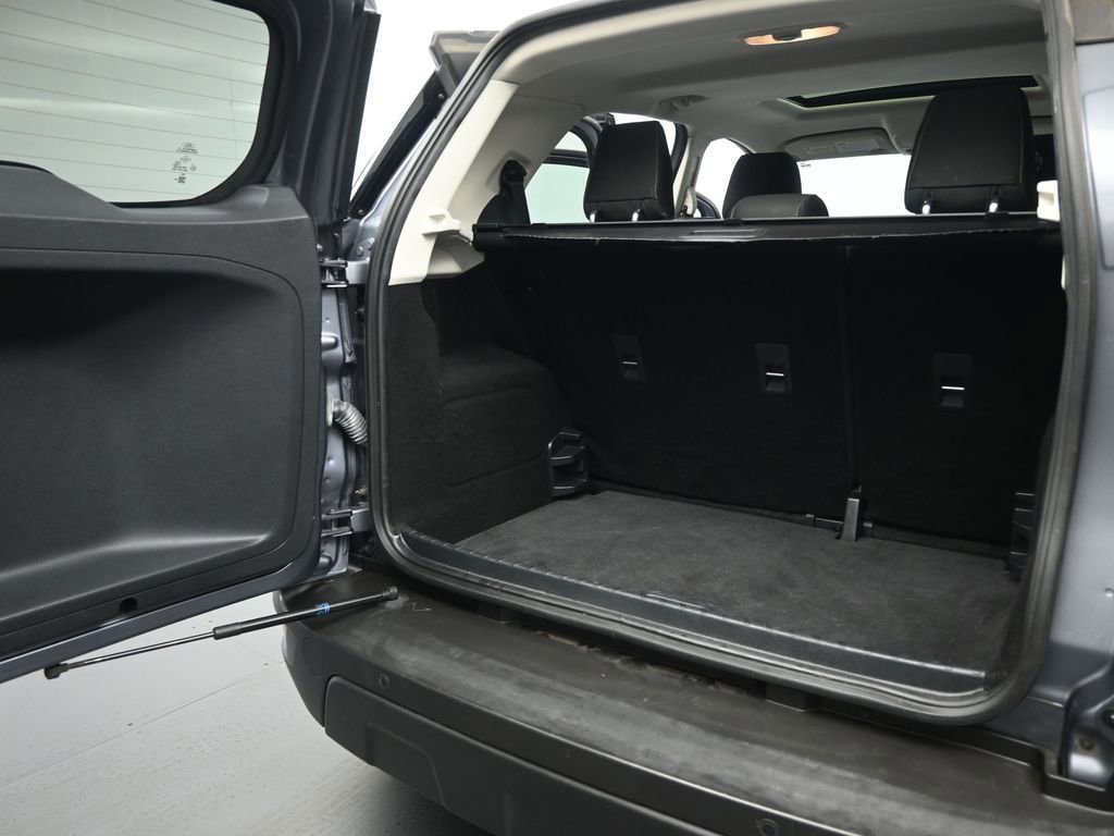 Certified 2018 Ford EcoSport SE w/ SE Convenience Package image 48
