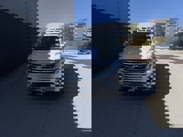 Certified 2020 Ford Expedition XLT w/ Equipment Group 202A image 7