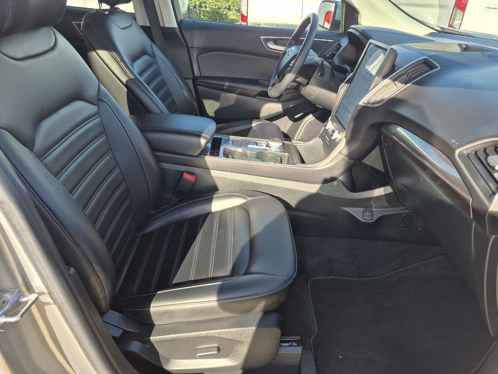 Certified 2024 Ford Edge SEL image 18