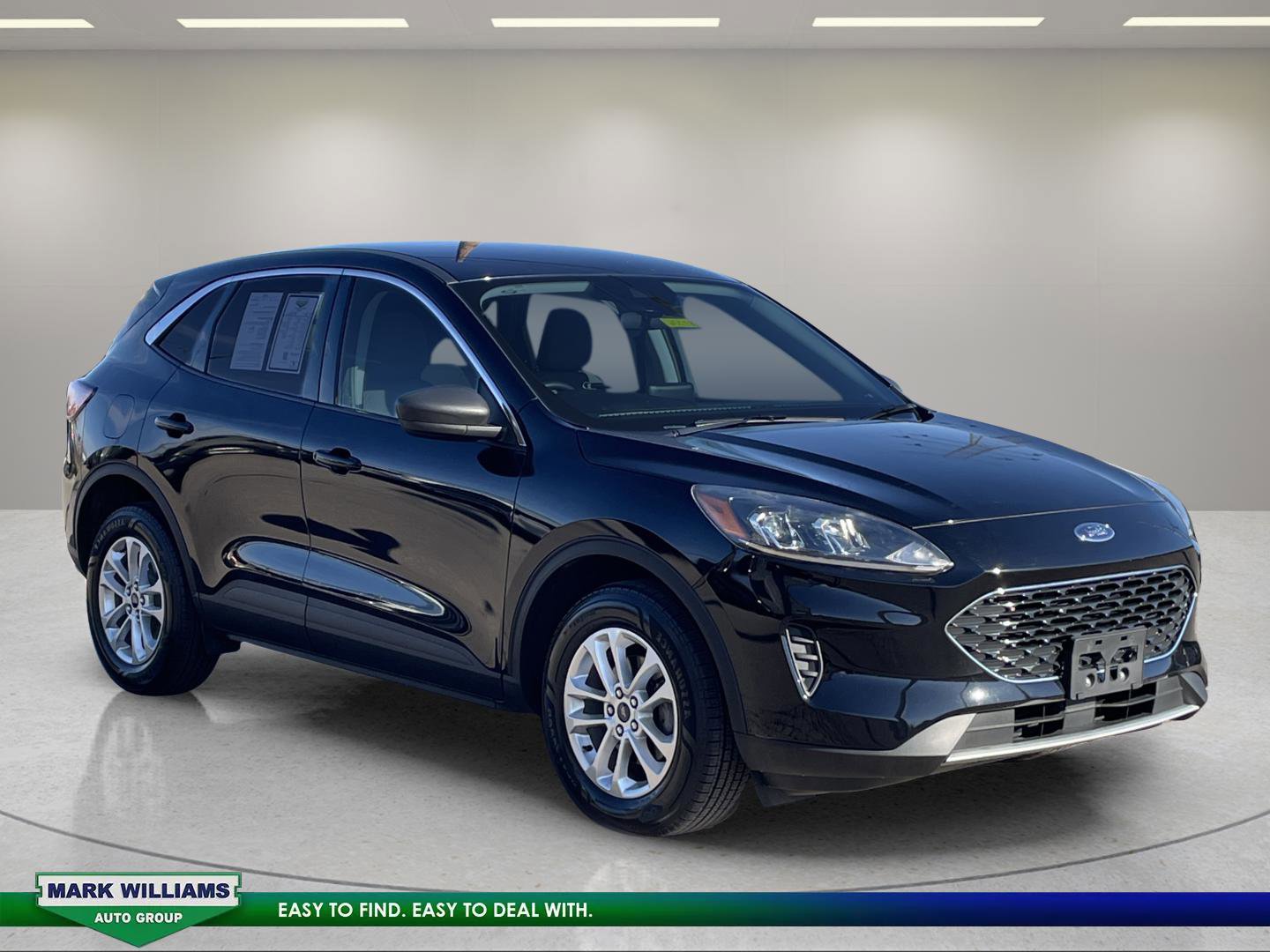 Certified 2022 Ford Escape SE w/ Cold Weather Package image 1