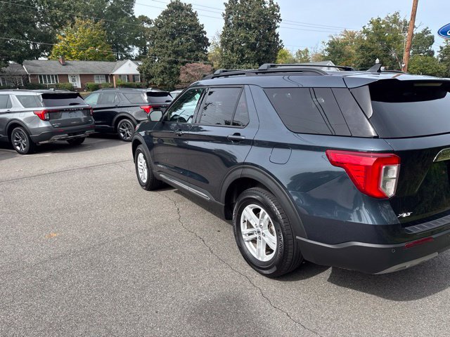 Certified 2024 Ford Explorer XLT w/ Equipment Group 202A AWD/4WD image 4