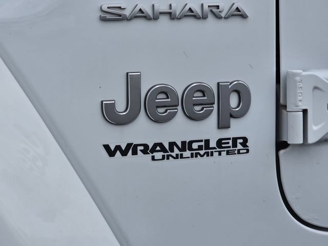 Used 2020 Jeep Wrangler Unlimited Sahara AWD/4WD image 32