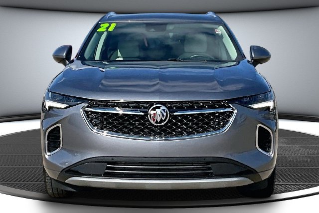 Used 2021 Buick Envision Avenir w/ Technology Package II AWD/4WD image 2