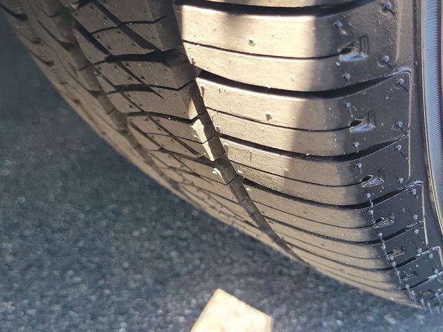 Used 2020 Toyota Camry LE w/ Carpet Mat Package image 28