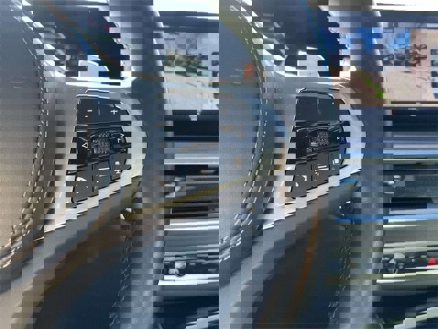 Used 2023 BMW X7 xDrive40i w/ Executive Package image 24