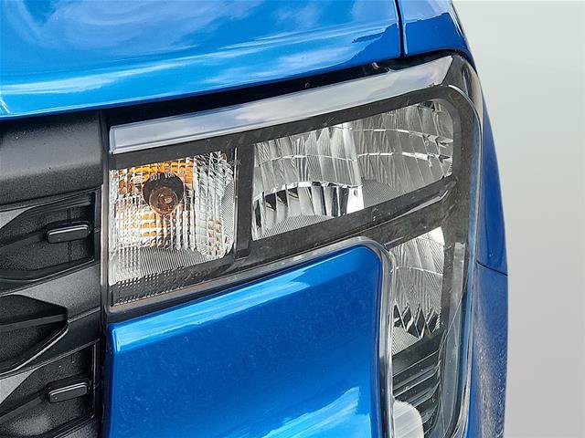 Certified 2025 Ford Maverick XLT FWD image 28