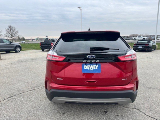 Certified 2024 Ford Edge SEL w/ Convenience Package image 4