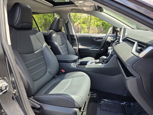 Used 2023 Toyota RAV4 XLE Premium AWD/4WD image 15