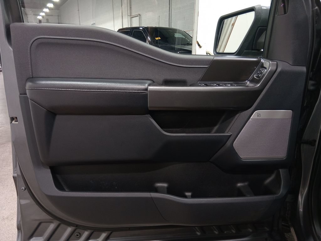 Certified 2022 Ford F150 Lariat w/ Equipment Group 502A High AWD/4WD image 19
