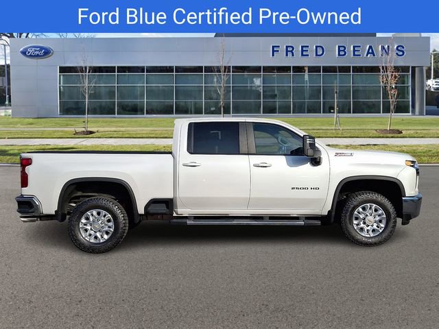 Used 2022 Chevrolet Silverado 2500 LT w/ Convenience Package AWD/4WD image 9