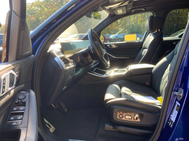 Used 2026 BMW X5 M60i AWD/4WD image 28