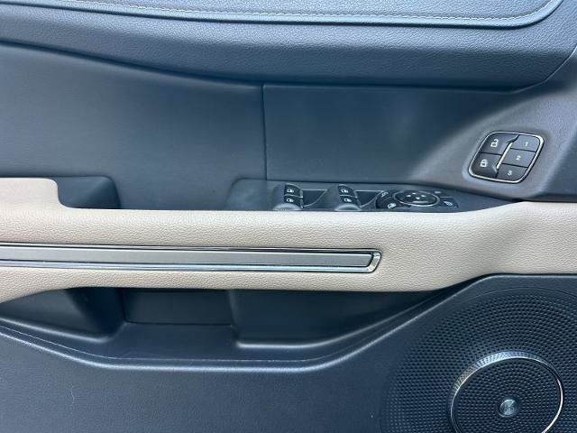 Certified 2024 Ford Expedition Limited AWD/4WD image 10