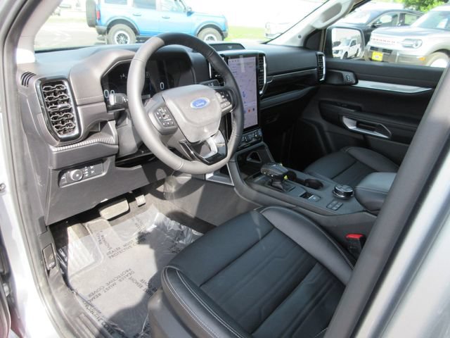 Certified 2024 Ford Ranger Lariat w/ Advanced Towing Package AWD/4WD image 3