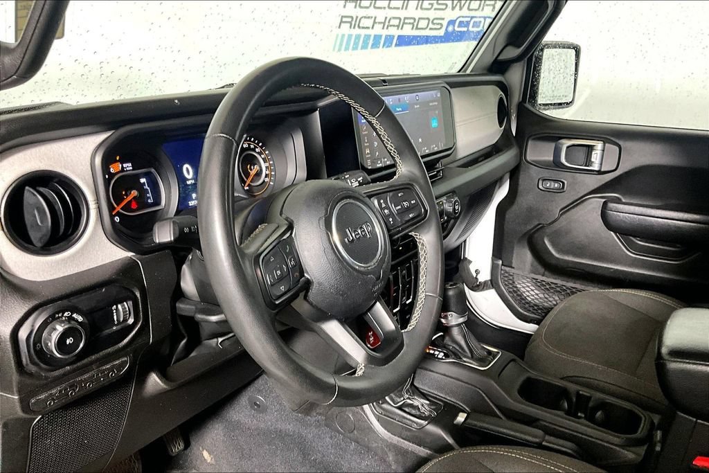 Used 2025 Jeep Wrangler Unlimited Sport AWD/4WD image 10