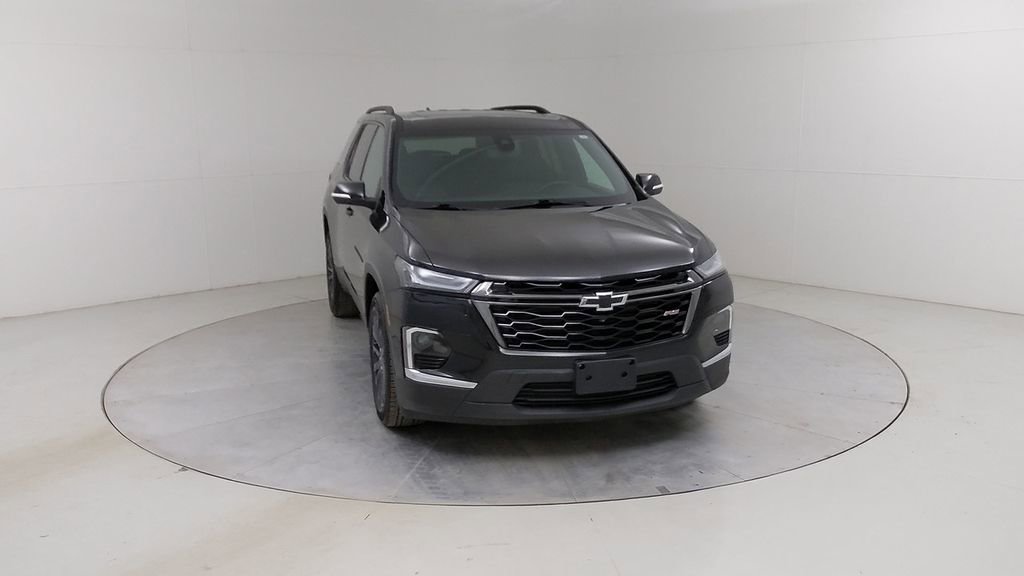 Used 2023 Chevrolet Traverse RS image 11