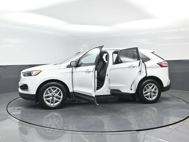 Certified 2024 Ford Edge SEL w/ Convenience Package AWD/4WD image 26