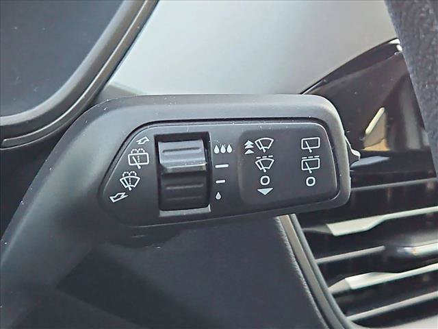 Certified 2025 Ford Escape Active FWD image 24