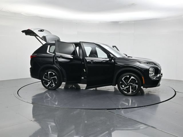 Used 2024 Mitsubishi Outlander SE AWD/4WD image 56