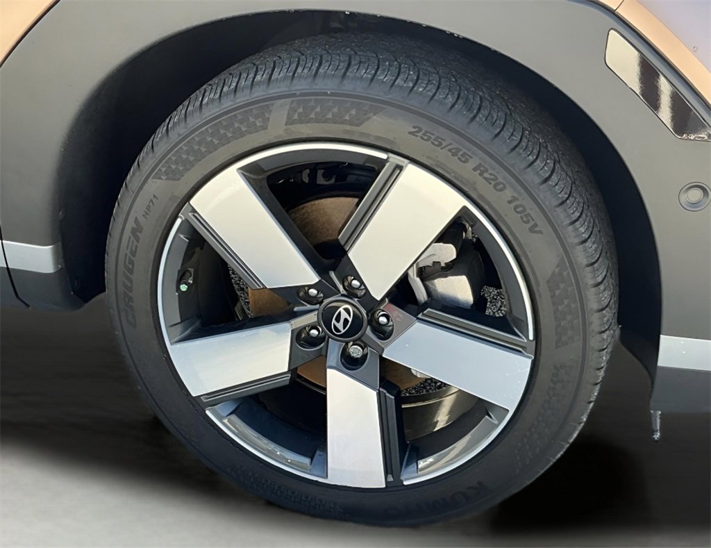Used 2024 Hyundai Santa Fe Limited image 18