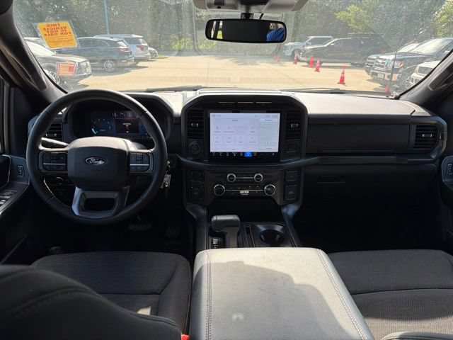 Certified 2024 Ford F150 XLT w/ XLT Black Appearance Package AWD/4WD image 18