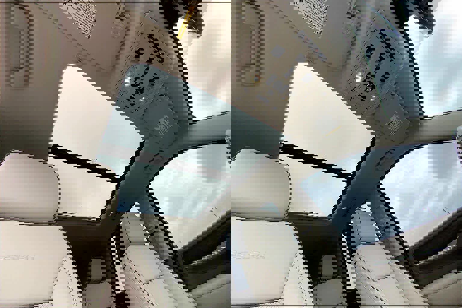 Used 2021 GMC Yukon Denali w/ Denali Premium Package image 14