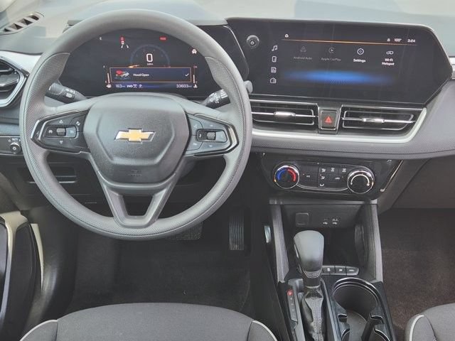 Used 2025 Chevrolet TrailBlazer LT AWD/4WD image 27