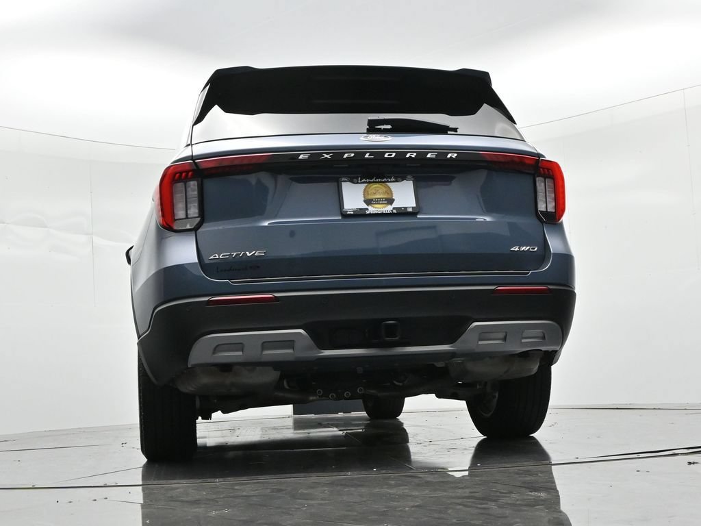 Certified 2025 Ford Explorer Active w/ Active Comfort Package AWD/4WD image 20