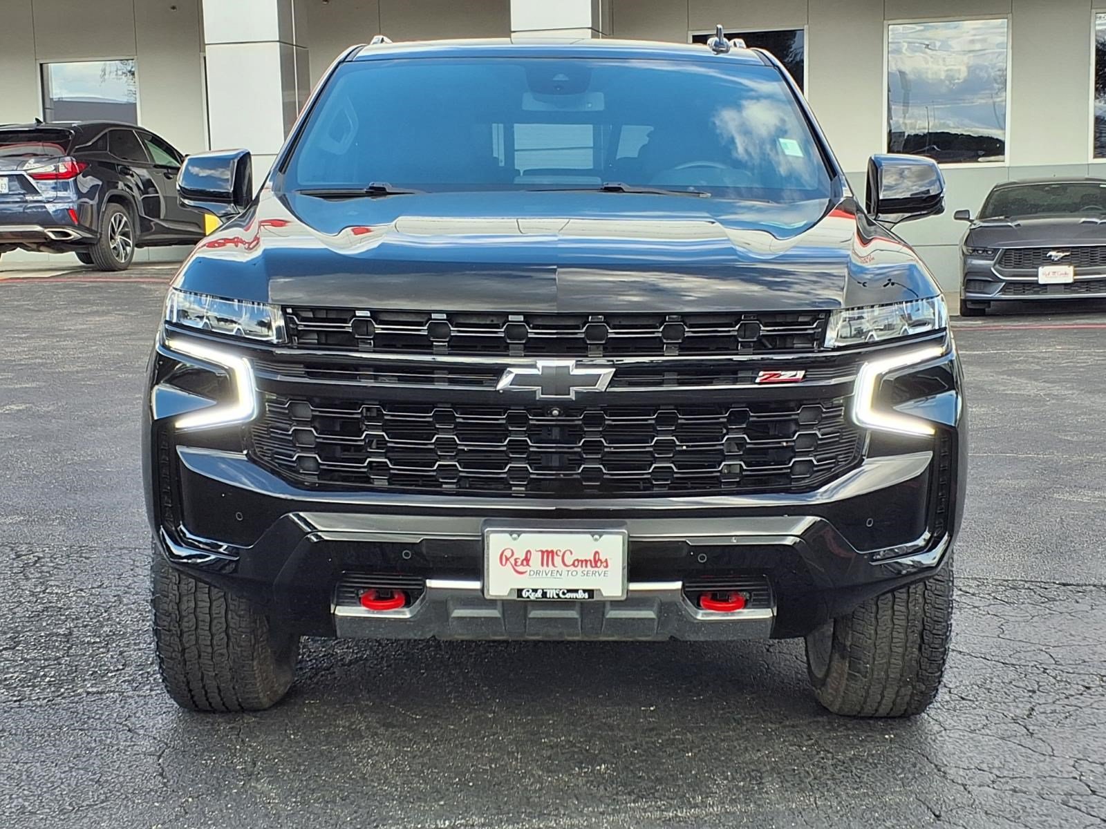 Used 2024 Chevrolet Tahoe Z71 w/ Luxury Package AWD/4WD image 2
