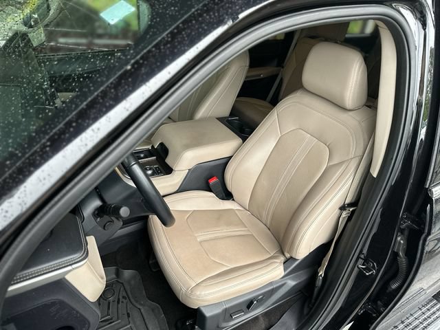 Certified 2023 Ford Expedition Limited AWD/4WD image 12