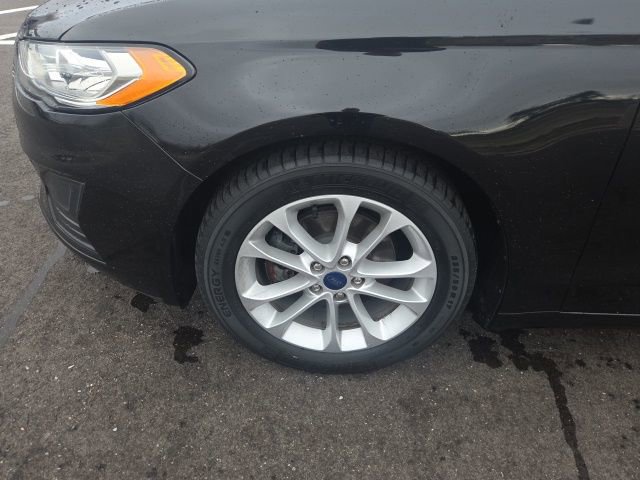 Certified 2020 Ford Fusion SE image 14