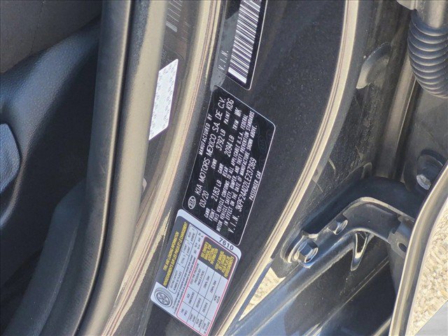 Used 2020 Kia Forte LXS FWD image 23