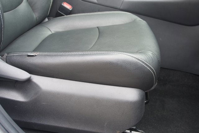 Used 2024 Toyota RAV4 XLE w/ Convenience Package FWD image 12