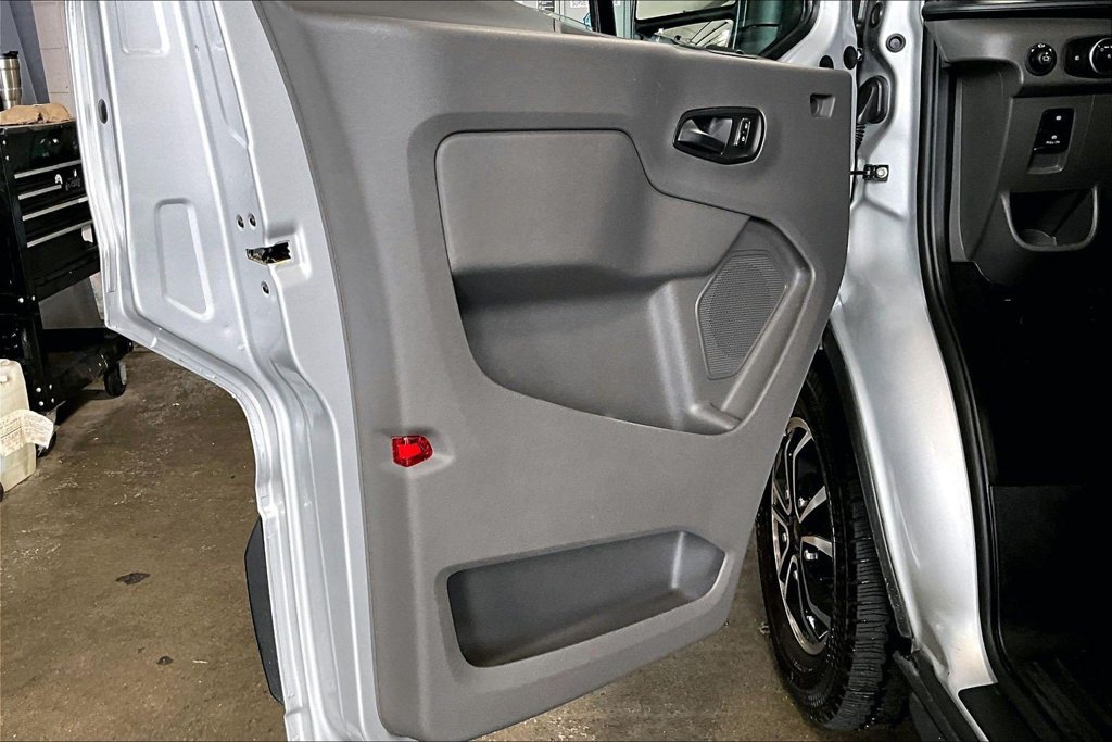 Certified 2025 Ford Transit 350 XLT RWD image 21