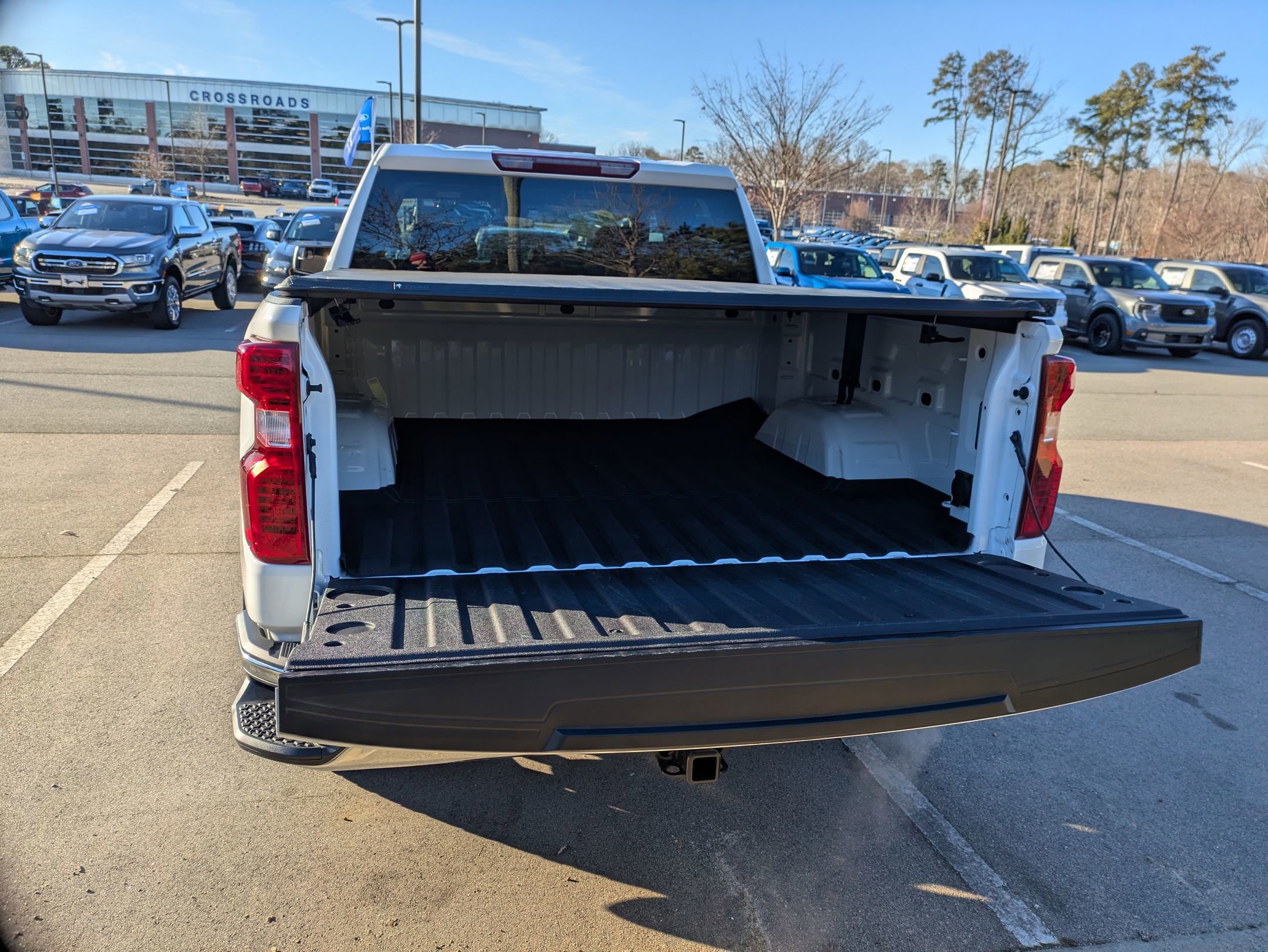 Used 2024 Chevrolet Silverado 1500 LT image 33