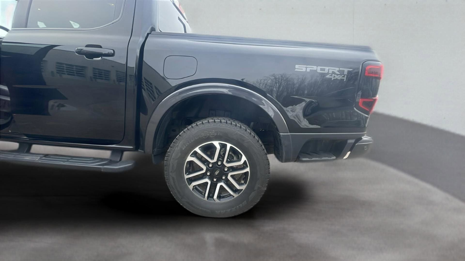 Certified 2024 Ford Ranger Lariat w/ Advanced Towing Package AWD/4WD image 25