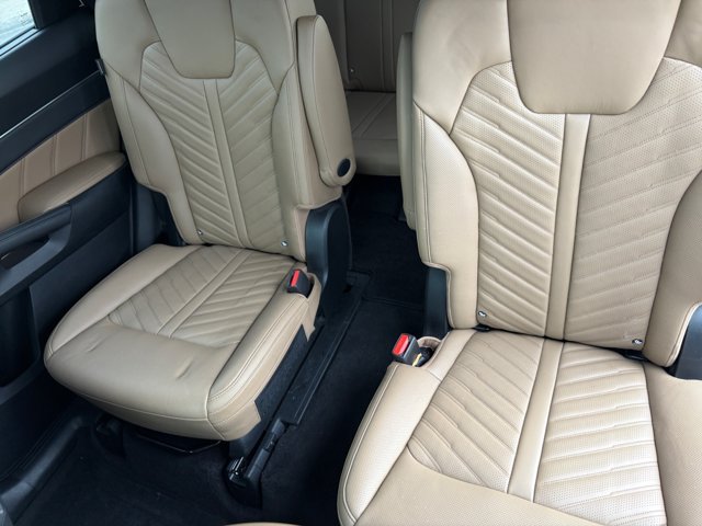 Used 2024 Kia Sorento SX Prestige w/ Olive Brown Leather Package AWD/4WD image 17