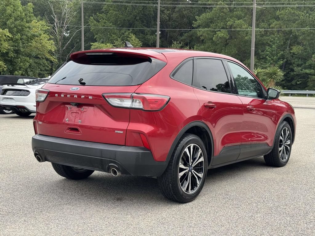 Certified 2021 Ford Escape SE w/ SE Sport Appearance Package FWD image 21
