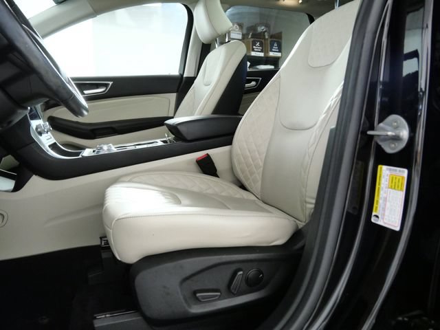Certified 2023 Ford Edge Titanium w/ Equipment Group 301A AWD/4WD image 14