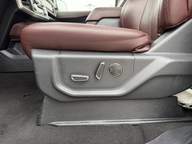 Certified 2024 Ford Expedition Limited image 11